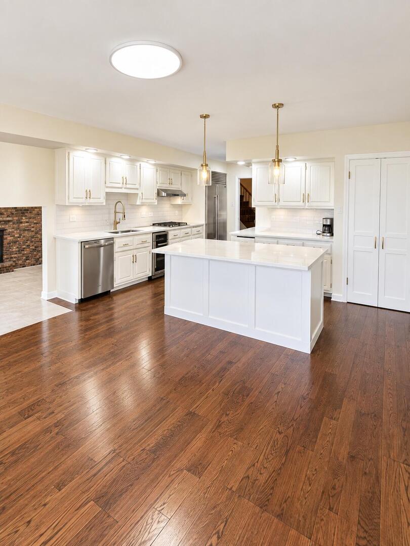725 Birchwood Road