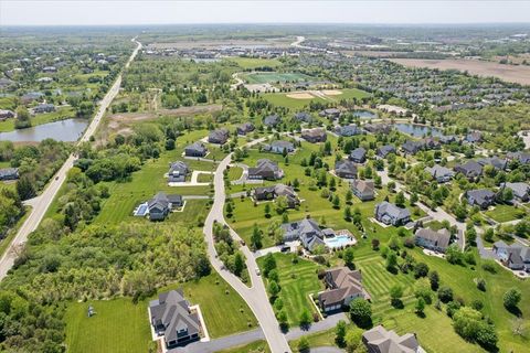 Tiny photo for 40 Wood Oaks Drive, South Barrington, IL 60010 (MLS # 12652392)