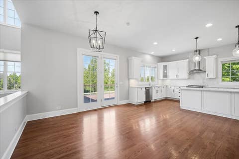 Tiny photo for 40 Wood Oaks Drive, South Barrington, IL 60010 (MLS # 12652392)