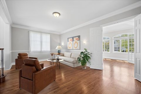 Tiny photo for 40 Wood Oaks Drive, South Barrington, IL 60010 (MLS # 12652392)