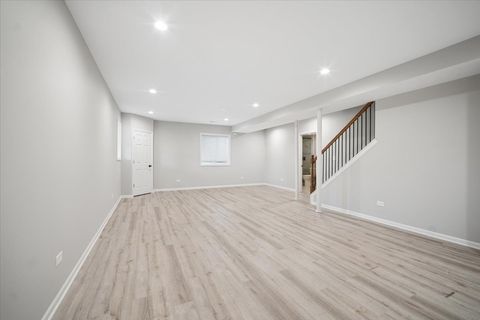 Tiny photo for 40 Wood Oaks Drive, South Barrington, IL 60010 (MLS # 12652392)