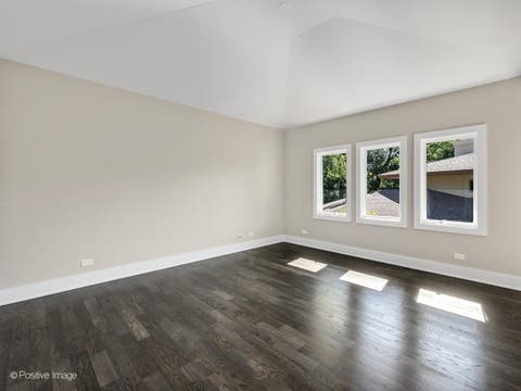 Tiny photo for 1411 Hawthorne Lane, Hinsdale, IL 60521 (MLS # 12719634)