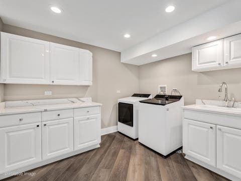 Tiny photo for 1411 Hawthorne Lane, Hinsdale, IL 60521 (MLS # 12719634)