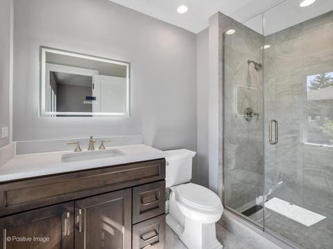 Tiny photo for 1411 Hawthorne Lane, Hinsdale, IL 60521 (MLS # 12719634)