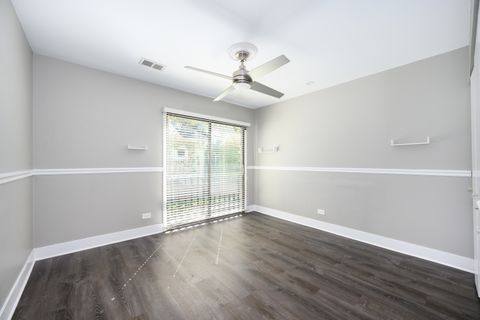 Tiny photo for 820 W WOLFRAM Street #B, Chicago, IL 60657 (MLS # 12474700)