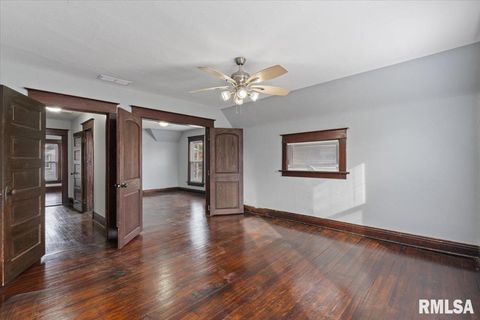 Tiny photo for 1604 N DIVISION Street, Davenport, IA 52804 (MLS # QC4269516)