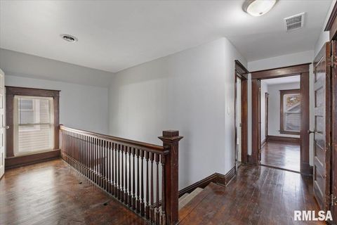 Tiny photo for 1604 N DIVISION Street, Davenport, IA 52804 (MLS # QC4269516)