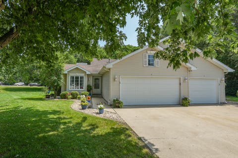 Tiny photo for 4 Dani Court, Manteno, IL 60950 (MLS # 12706901)