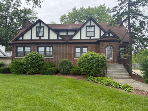 Photo of 10721 W Grand Avenue, Melrose Park, IL 60164 (MLS # 12655951)