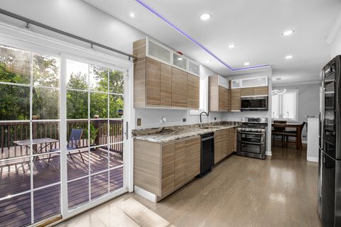 Tiny photo for 17504 DANIELLE Court, Hazel Crest, IL 60429 (MLS # 12475763)