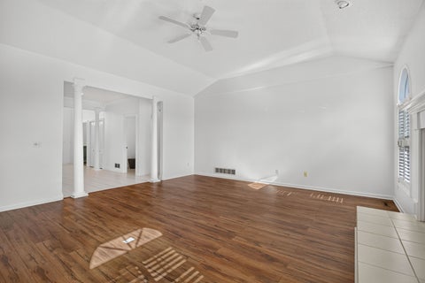 Tiny photo for 5673 18th Street, Bettendorf, IA 52722 (MLS # 12762671)