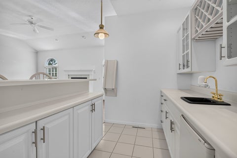 Tiny photo for 5673 18th Street, Bettendorf, IA 52722 (MLS # 12762671)