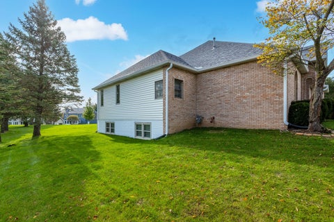 Tiny photo for 5673 18th Street, Bettendorf, IA 52722 (MLS # 12762671)