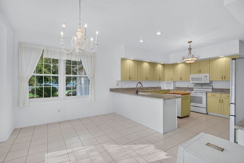 Tiny photo for 5673 18th Street, Bettendorf, IA 52722 (MLS # 12762671)