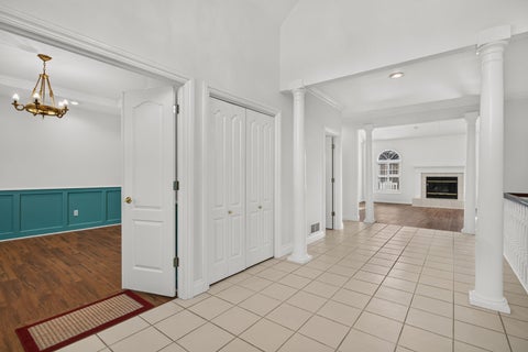 Tiny photo for 5673 18th Street, Bettendorf, IA 52722 (MLS # 12762671)