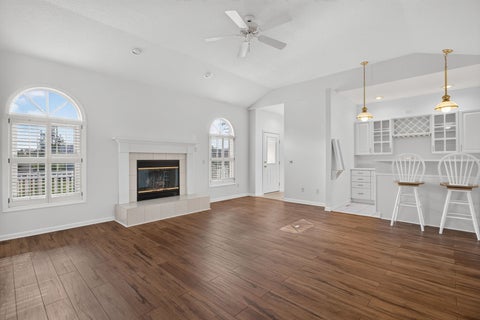 Tiny photo for 5673 18th Street, Bettendorf, IA 52722 (MLS # 12762671)