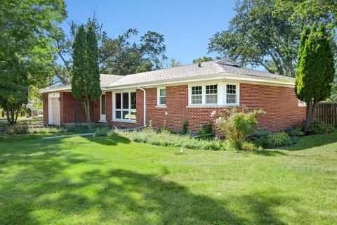 1430 Evergreen Terrace Glenview IL 60025
