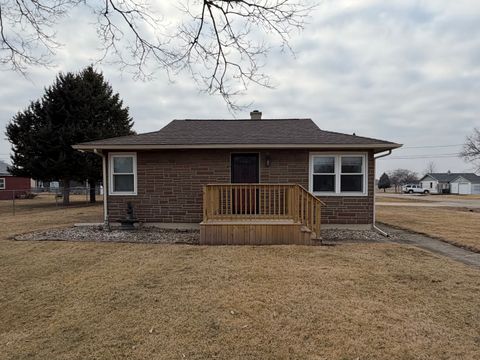 Photo of 507 Oak Avenue, Sterling, IL 61081 (MLS # 12585348)