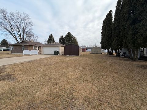 Tiny photo for 507 Oak Avenue, Sterling, IL 61081 (MLS # 12585348)