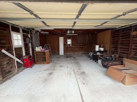 Tiny photo for 507 Oak Avenue, Sterling, IL 61081 (MLS # 12585348)