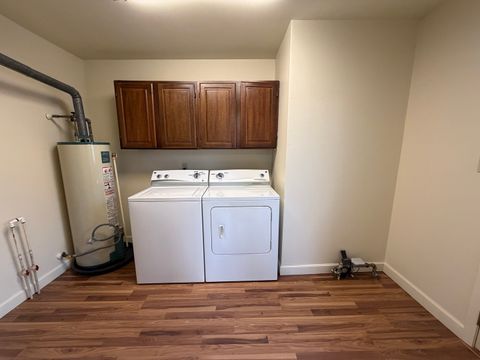 Tiny photo for 507 Oak Avenue, Sterling, IL 61081 (MLS # 12585348)