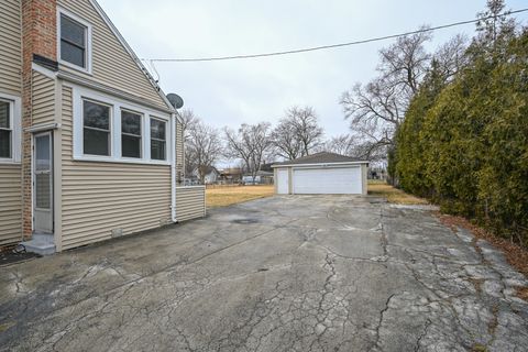 Tiny photo for 2316 N Hawthorne Avenue, Melrose Park, IL 60164 (MLS # 12574047)