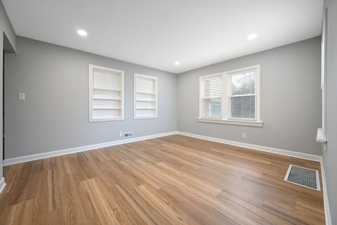 Tiny photo for 2316 N Hawthorne Avenue, Melrose Park, IL 60164 (MLS # 12574047)