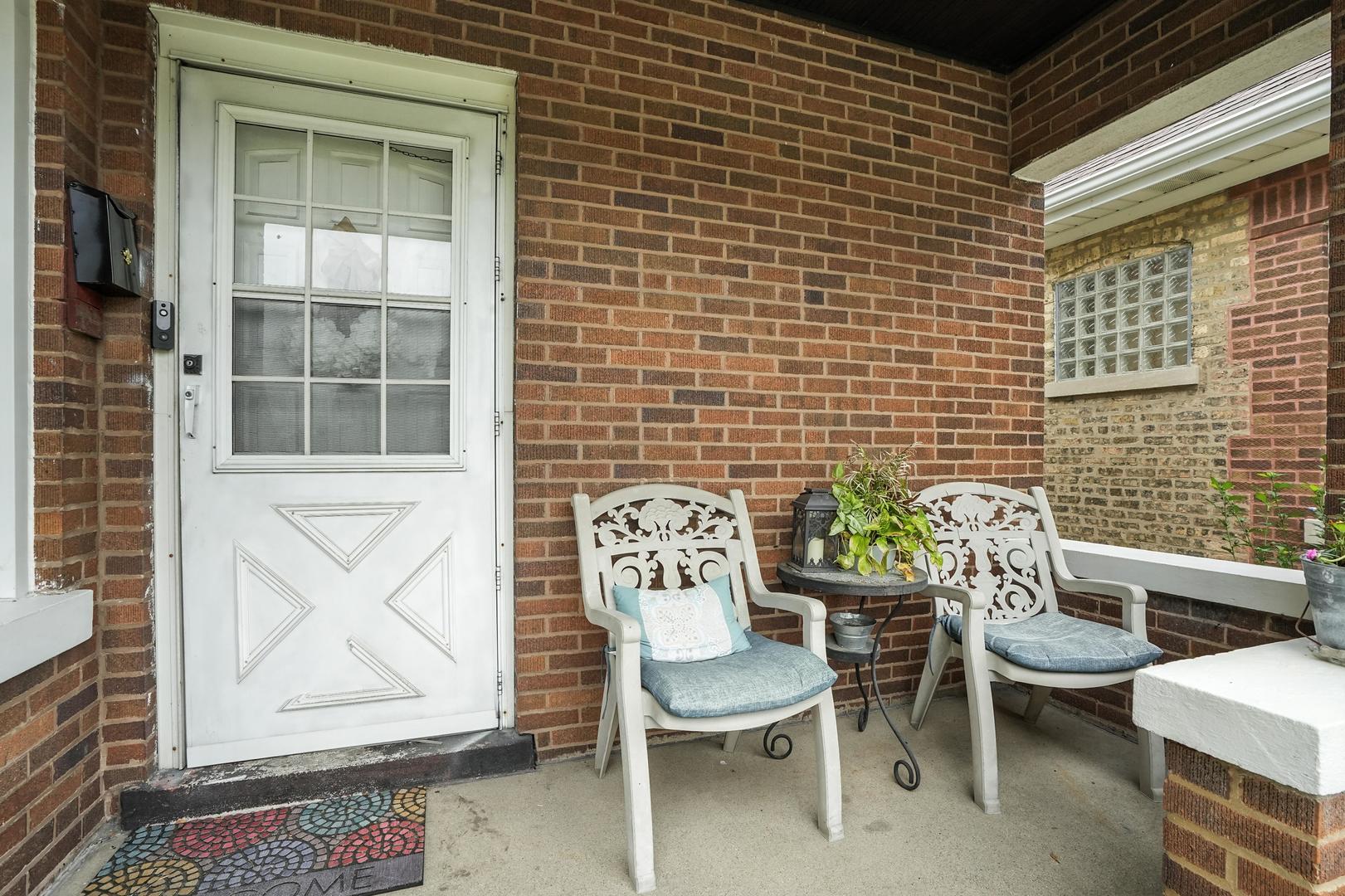 4224 N Oriole Avenue