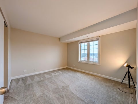Tiny photo for 515 N Main Street #5CS, Glen Ellyn, IL 60137 (MLS # 12751586)