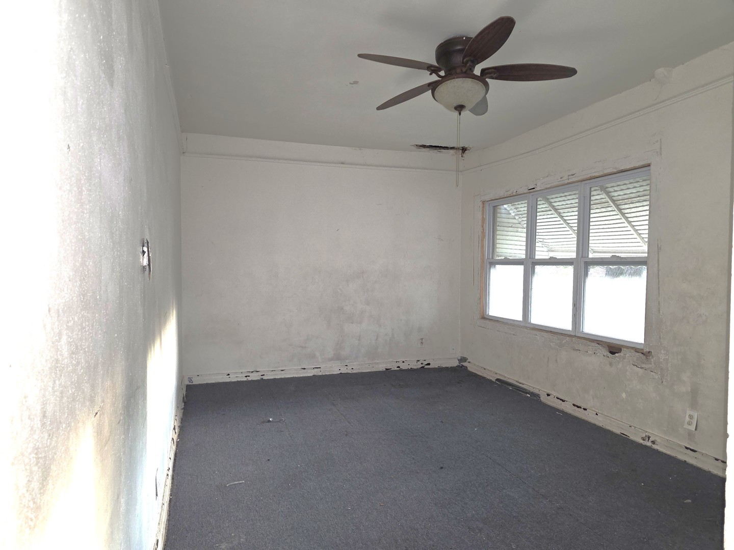 11367 S Aberdeen Street