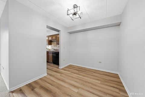 Tiny photo for 17960 66th Court #1N, Tinley Park, IL 60477 (MLS # 12619161)