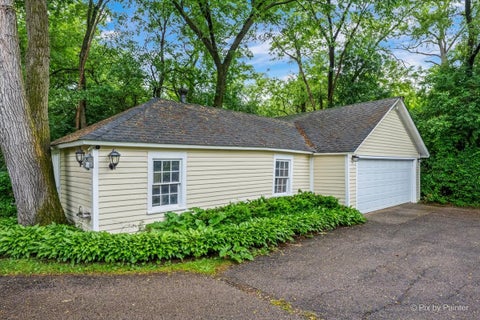 Tiny photo for 615 W Miller Road, North Barrington, IL 60010 (MLS # 12670711)