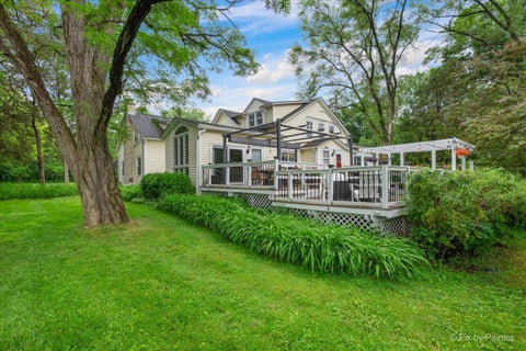 Tiny photo for 615 W Miller Road, North Barrington, IL 60010 (MLS # 12670711)