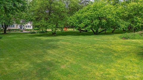 Tiny photo for 615 W Miller Road, North Barrington, IL 60010 (MLS # 12670711)