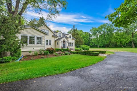 Tiny photo for 615 W Miller Road, North Barrington, IL 60010 (MLS # 12670711)