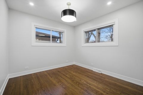 Tiny photo for 50 Glenview Road, Glenview, IL 60025 (MLS # 12592450)