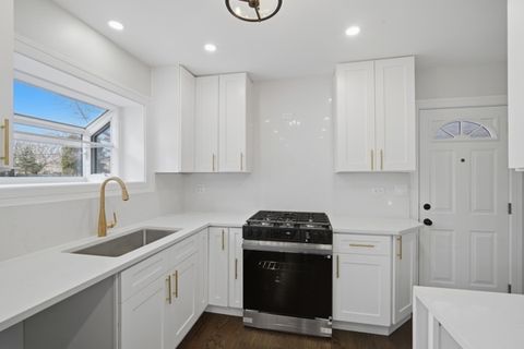 Tiny photo for 50 Glenview Road, Glenview, IL 60025 (MLS # 12592450)