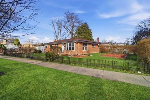 Tiny photo for 50 Glenview Road, Glenview, IL 60025 (MLS # 12592450)