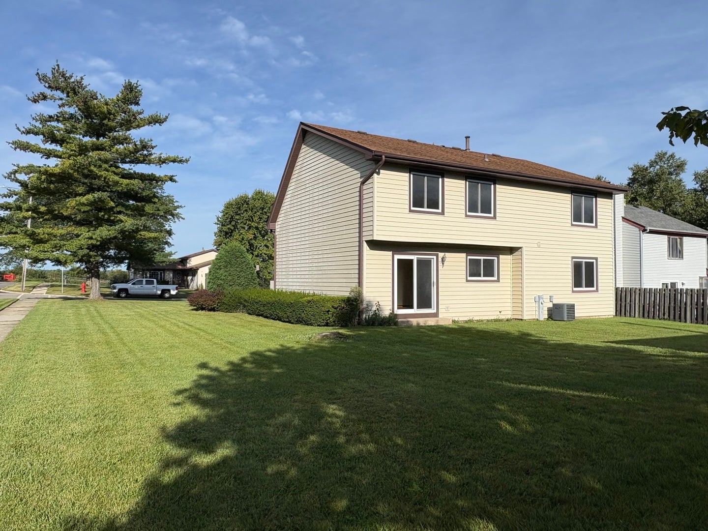 122 N Creekside Trail