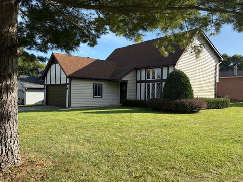 Photo of 122 N Creekside Trail, McHenry, IL 60050 (MLS # 12759519)