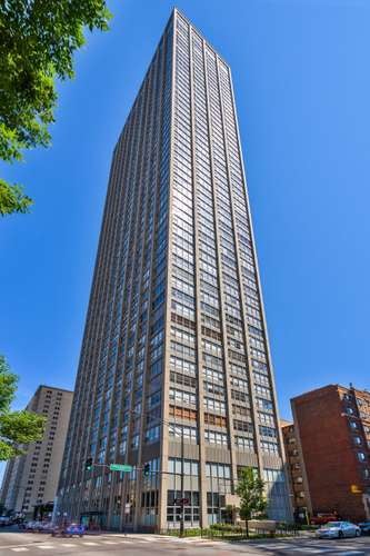 Photo of 655 W Irving Park Road #410, Chicago, IL 60613 (MLS # 12753353)