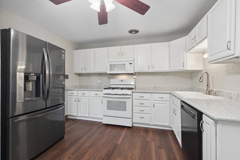 Tiny photo for 6853 Saratoga Drive, Bridgeview, IL 60455 (MLS # 12661835)