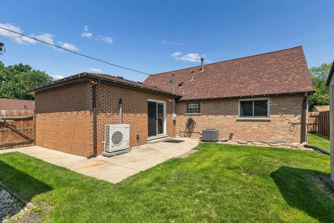 Tiny photo for 6853 Saratoga Drive, Bridgeview, IL 60455 (MLS # 12661835)