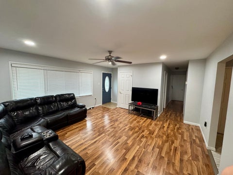 Tiny photo for 765 Baltimore Road, Valparaiso, IN 46385 (MLS # 12762514)