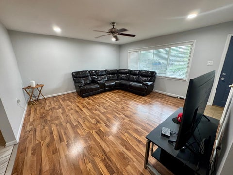 Tiny photo for 765 Baltimore Road, Valparaiso, IN 46385 (MLS # 12762514)