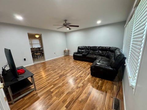 Tiny photo for 765 Baltimore Road, Valparaiso, IN 46385 (MLS # 12762514)