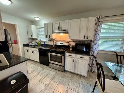 Tiny photo for 765 Baltimore Road, Valparaiso, IN 46385 (MLS # 12762514)
