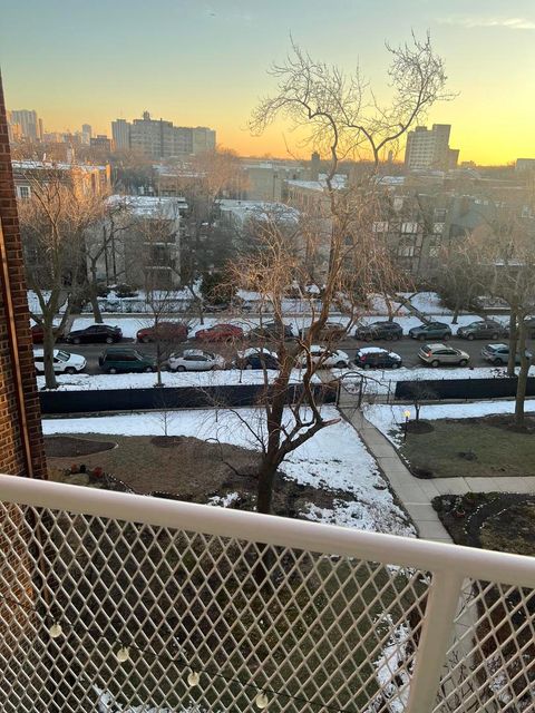 Tiny photo for 1122 W Lunt Avenue #6C, Chicago, IL 60626 (MLS # 12546740)