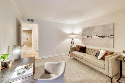 Tiny photo for 201 E Chestnut Street #3A, Chicago, IL 60611 (MLS # 12780702)