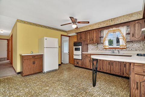 Tiny photo for 1308 Hosmer Street, Joliet, IL 60435 (MLS # 12433852)
